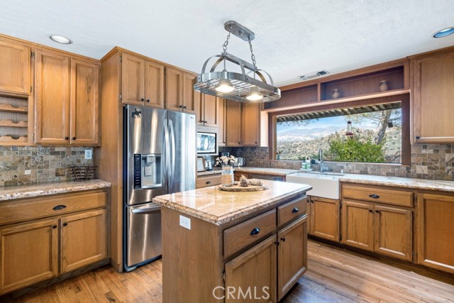 Detail Gallery Image 27 of 71 For 39330 W Hwy 198, Coalinga,  CA 93210 - 4 Beds | 3 Baths