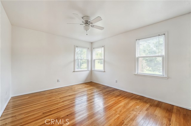 3834 West Boulevard, Los Angeles CA: https://media.crmls.org/medias/76bbc10a-259a-4c56-92cc-32c7e9140c8a.jpg