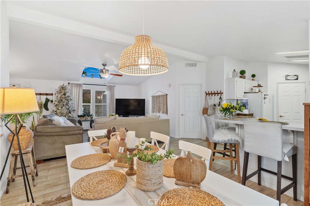 MLS #OC25215640 image #13