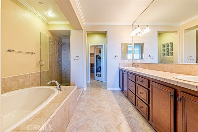 18956 Northern Dancer Lane, Yorba Linda CA: https://media.crmls.org/medias/76bd14c0-2943-4a43-a46c-563e7dec7ead.jpg