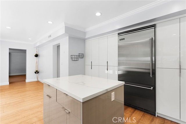 Detail Gallery Image 17 of 53 For 3156 Dona Emilia Dr, Studio City,  CA 91604 - 5 Beds | 3 Baths