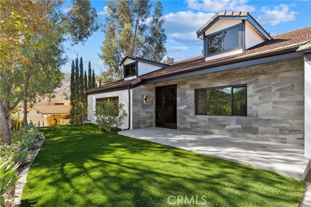 Detail Gallery Image 2 of 47 For 106 Buckskin, Bell Canyon,  CA 91307 - 5 Beds | 4/1 Baths