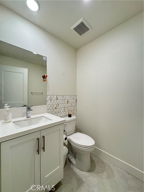 Detail Gallery Image 15 of 18 For 16246 Dawn Way, Tustin,  CA 92782 - 4 Beds | 3/1 Baths