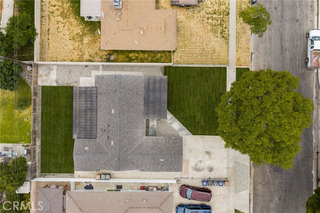 2124 W Flower Avenue, Fullerton CA: https://media.crmls.org/medias/76bd7bde-be88-4fb1-9fb1-033cfe5fe434.jpg