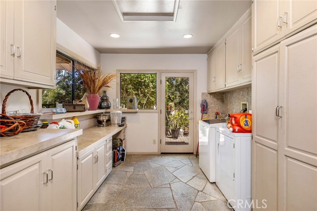 Extra Large Laundry room