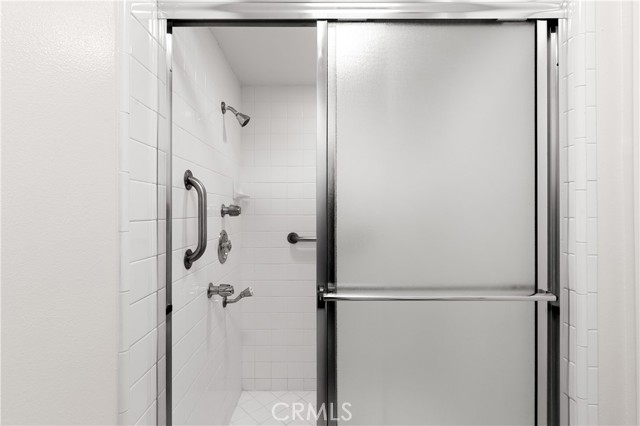 5330 Lindley Avenue, Encino CA: https://media.crmls.org/medias/76be03d0-4720-4de4-825c-ea920b70e313.jpg