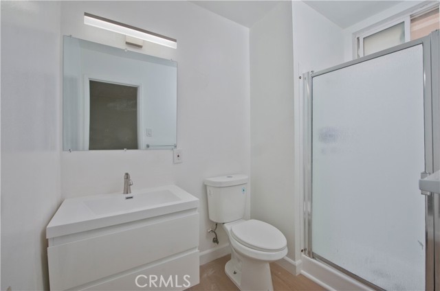 Detail Gallery Image 14 of 25 For 5415 Newcastle Ave #18,  Encino,  CA 91316 - 3 Beds | 2 Baths