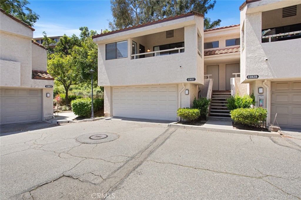 1182 Walnut Grove #C