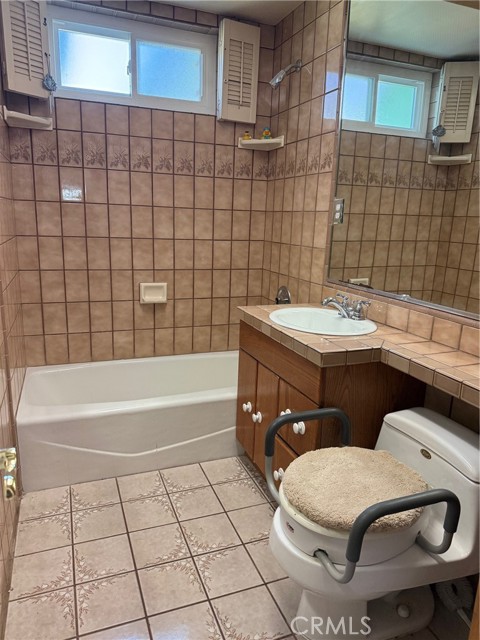 Detail Gallery Image 19 of 35 For 810 Congress, Costa Mesa,  CA 92627 - 3 Beds | 2 Baths