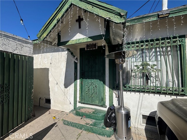 Detail Gallery Image 23 of 24 For 535 West 54th Street, Los Angeles,  CA 90037 - – Beds | – Baths