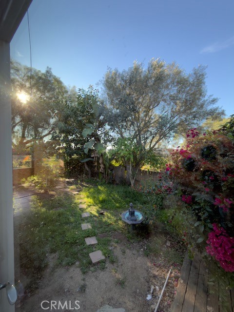 Detail Gallery Image 4 of 46 For 31912 Wrightwood, Bonsall,  CA 92003 - 2 Beds | 2 Baths