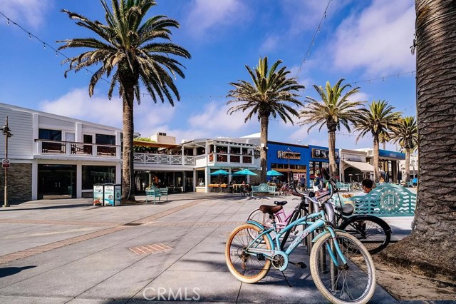 47 21st Court, Hermosa Beach, California 90254, ,Residential Income,For Sale,21st,SB24055324