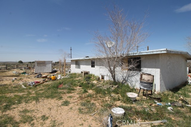 Detail Gallery Image 3 of 21 For 38006 Pueblo Rd, Hinkley,  CA 92347 - 3 Beds | 1 Baths