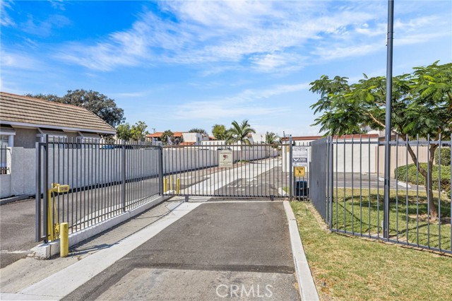 Detail Gallery Image 37 of 38 For 17920 Irvine Bld #55,  Tustin,  CA 92780 - 2 Beds | 2 Baths