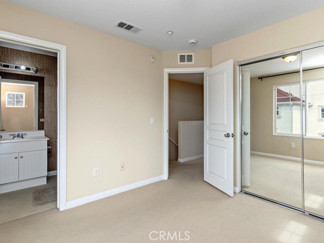 Detail Gallery Image 29 of 38 For 815 Harbor Cliff Way #239,  Oceanside,  CA 92054 - 3 Beds | 3/1 Baths
