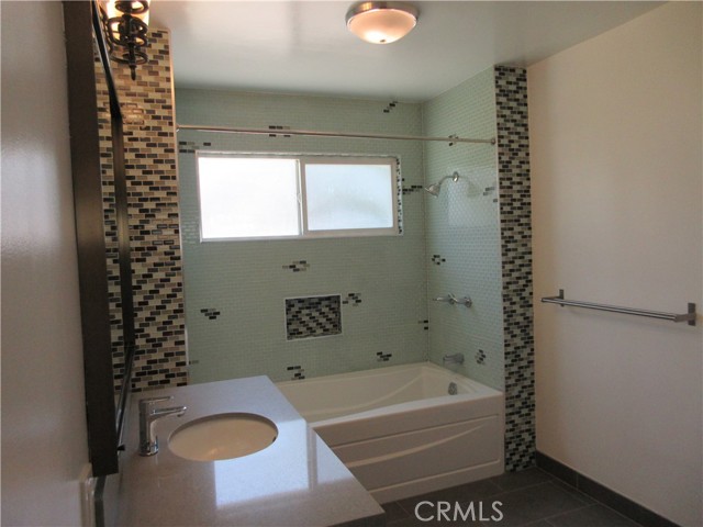 Detail Gallery Image 18 of 32 For 18330 Blackhawk St, Porter Ranch,  CA 91326 - 3 Beds | 3 Baths