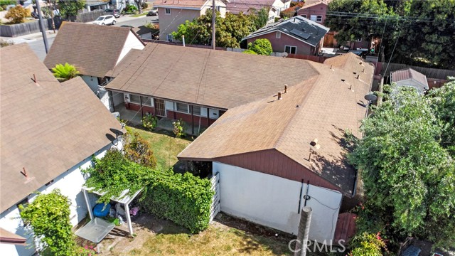 422 E Hermosa Street, Santa Maria CA: https://media.crmls.org/medias/76c67298-9eb5-4ff9-a4c0-4f6543e50d1a.jpg