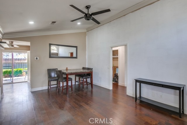 2180 Hamden Drive, Chula Vista CA: https://media.crmls.org/medias/76c690da-381f-46d3-8d49-caea7951bafc.jpg