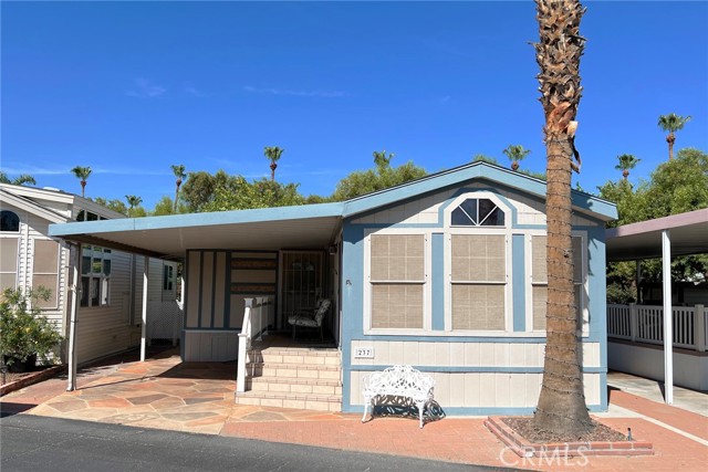 69801 Ramon Road, Cathedral City CA: https://media.crmls.org/medias/76c7725c-0c94-4bc7-9934-755c2917af2c.jpg