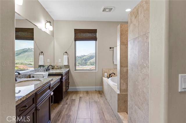 Detail Gallery Image 27 of 54 For 202 Cima De Colina, Pismo Beach,  CA 93449 - 4 Beds | 3/1 Baths