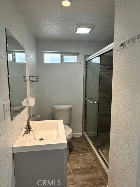 Detail Gallery Image 7 of 17 For 8017 Laurel Ave, Fontana,  CA 92336 - 2 Beds | 2 Baths