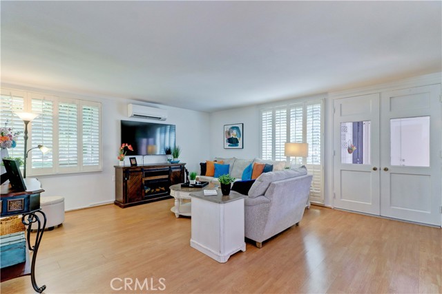 Detail Gallery Image 10 of 35 For 679 via Alhambra #D,  Laguna Woods,  CA 92637 - 2 Beds | 1 Baths