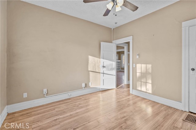 Detail Gallery Image 26 of 47 For 4473 Main, Riverside,  CA 92501 - 3 Beds | 1/1 Baths