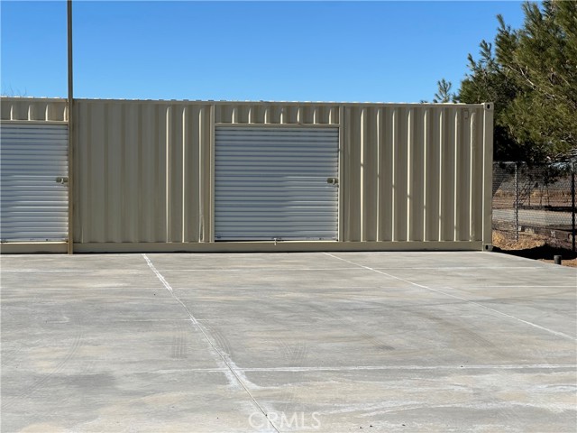 12026 Bolinas St, Oak Hills, California 92344, ,Commercial Lease,For Rent,12026 Bolinas St,CRIV25006584
