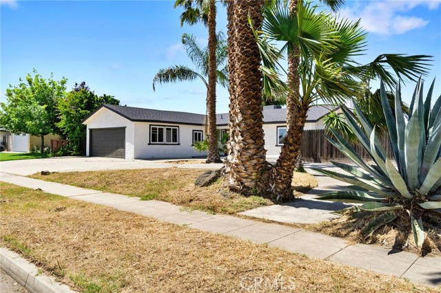 5787 E Tarpey Drive, Fresno, CA, 93727 5787 E Tarpey Drive, Fresno, CA, 93727