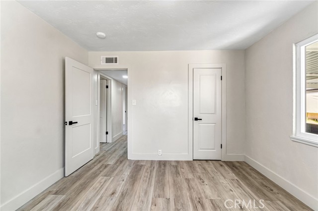 Detail Gallery Image 24 of 41 For 2824 E Brown Ave, Fresno,  CA 93703 - 3 Beds | 2 Baths