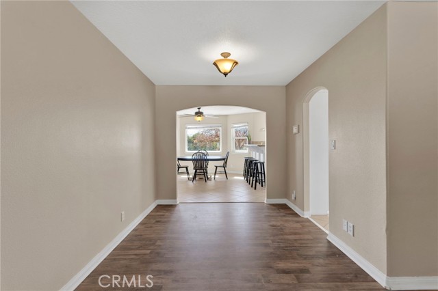 Detail Gallery Image 13 of 57 For 16783 Mission, Hesperia,  CA 92345 - 4 Beds | 3 Baths