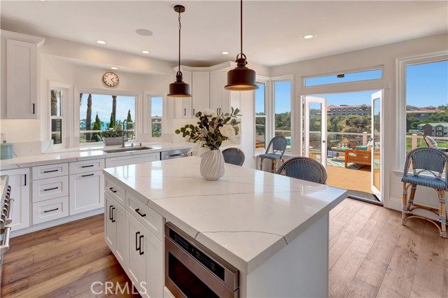 25252 Manzanita Drive, Dana Point CA: https://media.crmls.org/medias/76c9eaa4-ce77-4cea-b286-5a45efd703cb.jpg