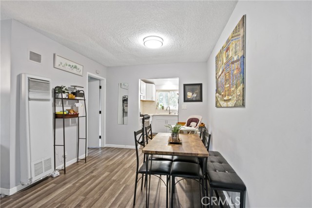 Detail Gallery Image 12 of 20 For 611 S Orange Ave #10,  Santa Ana,  CA 92701 - 1 Beds | 1 Baths