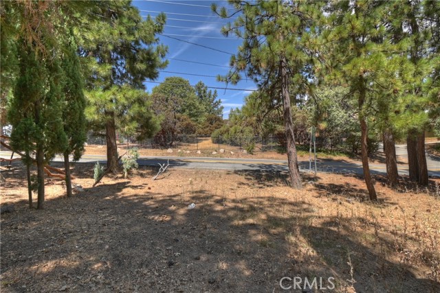 Detail Gallery Image 31 of 49 For 27026 Overlook Ln, Lake Arrowhead,  CA 92352 - 2 Beds | 1/1 Baths
