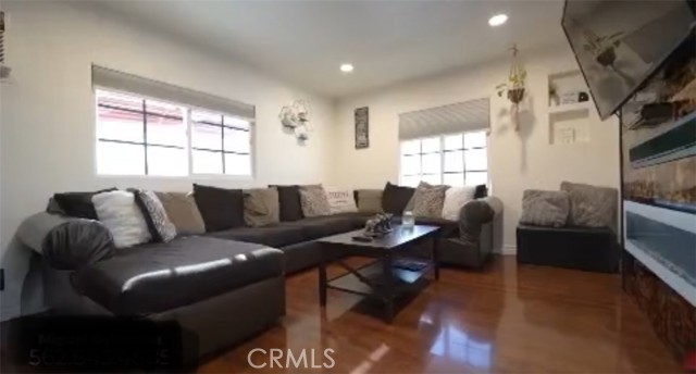 Detail Gallery Image 2 of 11 For 1850 W Orangethorpe Ave #24,  Fullerton,  CA 92833 - 3 Beds | 1 Baths