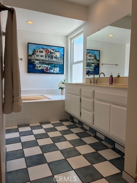 1328 Sunrise Circle South, Upland CA: https://media.crmls.org/medias/76cb2be6-188b-442d-97ec-21f3fbda3bf1.jpg