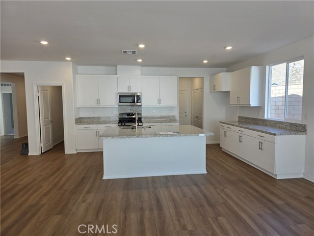 30287 Chamonix Circle, Menifee, California 92585, 4 Bedrooms Bedrooms, ,2 BathroomsBathrooms,Residential Lease,For Rent,30287 Chamonix Circle,CRPW24239347