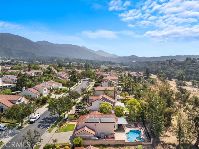 2304 Trickling Creek Drive, La Verne CA: https://media.crmls.org/medias/76cb3d71-e7df-477f-be9e-90cf85d17930.jpg