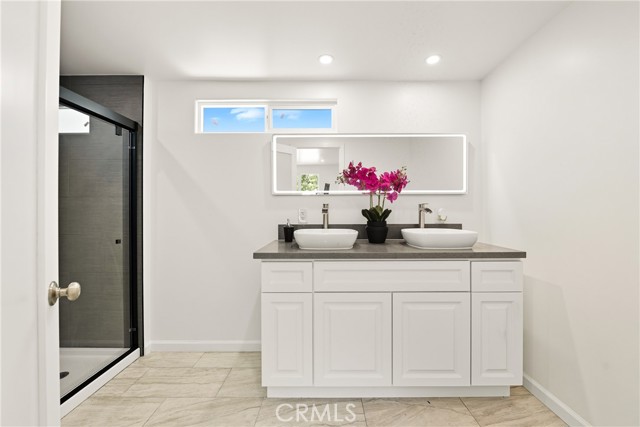 Detail Gallery Image 18 of 33 For 4388 E Central Ave Unit 121, Camarillo,  CA 93010 - 2 Beds | 2 Baths