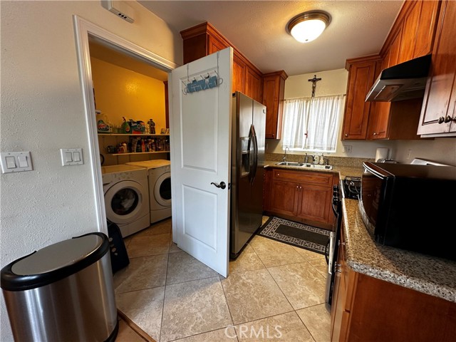 Detail Gallery Image 14 of 42 For 903 W 66th St, Los Angeles,  CA 90044 - 3 Beds | 2 Baths