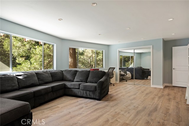Detail Gallery Image 23 of 35 For 316 Pioneer Rd, Lake Arrowhead,  CA 92352 - 3 Beds | 2/1 Baths