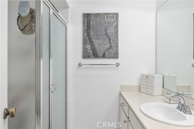 2455 Via Sonoma, Palm Springs CA: https://media.crmls.org/medias/76cc7d0c-ad6a-4035-98fd-7dd10315bca1.jpg