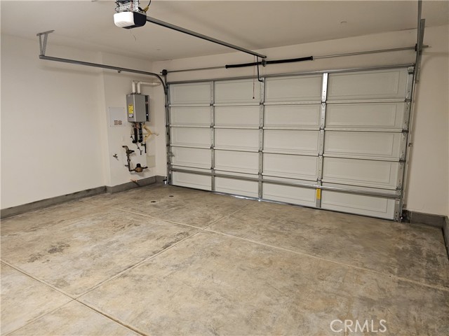 Detail Gallery Image 14 of 15 For 3937 E Carmel Privado, Ontario,  CA 91761 - 3 Beds | 2/1 Baths