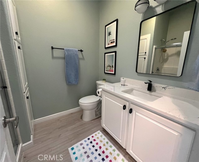 Detail Gallery Image 18 of 41 For 118 Yorktown, Newport Beach,  CA 92660 - 3 Beds | 2 Baths