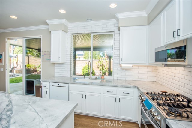 Detail Gallery Image 16 of 54 For 3730 Wallowa Cir, Corona,  CA 92881 - 4 Beds | 3 Baths