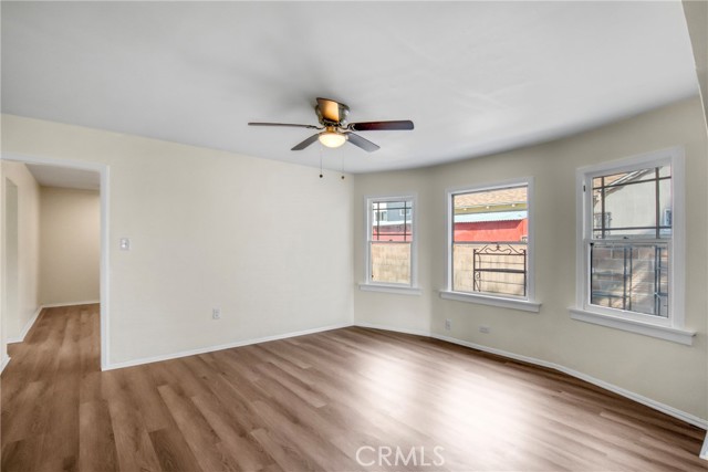 Detail Gallery Image 5 of 23 For 2947 West Blvd #1,  Los Angeles,  CA 90016 - 3 Beds | 2 Baths