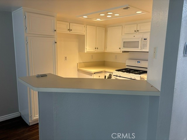 Detail Gallery Image 8 of 17 For 2608 Avenida Del Vista #102,  Corona,  CA 92882 - 1 Beds | 1 Baths