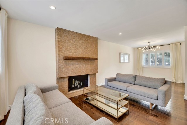 Detail Gallery Image 8 of 39 For 454 Mount Carmel Dr, Claremont,  CA 91711 - 4 Beds | 2/1 Baths