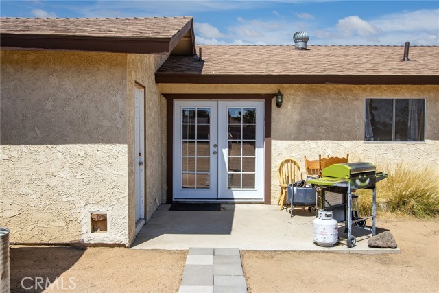 7103 Hanford Avenue, Yucca Valley CA: https://media.crmls.org/medias/76cee23f-f7b1-440a-ae48-356fa5eb8e97.jpg