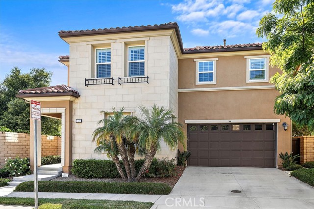 42 Castellana, Lake Forest CA: https://media.crmls.org/medias/76cf1433-8897-4fd7-af3b-a1e4cc4629ea.jpg